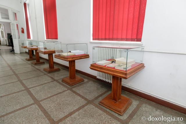 „Bădia Mihai” - Mihai Eminescu, neuitat şi cinstit de studenţii teologi ieşeni