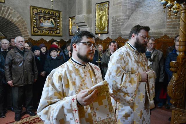 Părintele Mitropolit Teofan a slujit la Mănăstirea Războieni – Neamț