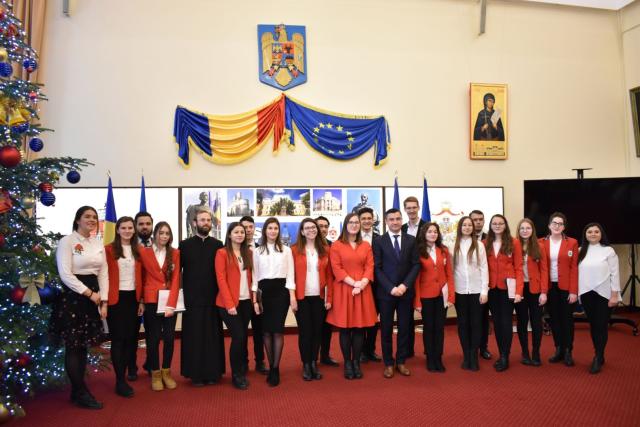 Gând de mulțumire pentru cel mai mare dar din liceu: grupul „Prietenii Sfinților Trei Ierarhi”