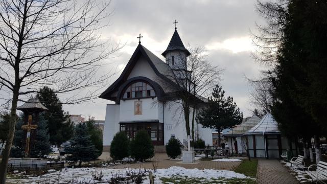IPS Arhiepiscop Pimen, la Burdujeni-Suceava: „Pocăința înseamnă întoarcerea de la păcat la virtute”