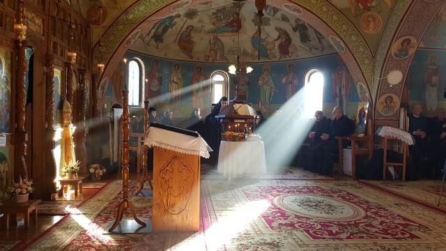 Binecuvântare pentru bătrânii de la Căminul „Sfântul Ioan cel Nou de la Suceava”
