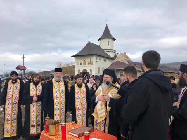 Liturghie arhierească în Parohia Draxeni, Protopopiatul Vaslui