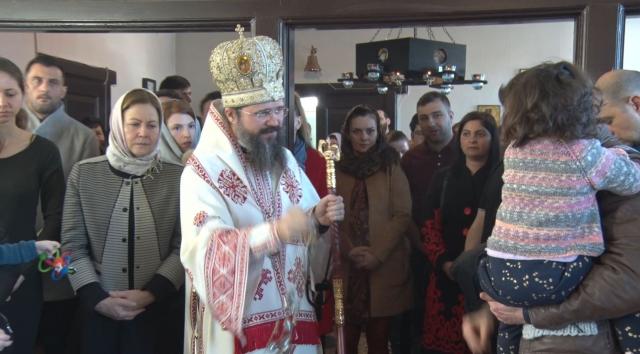 PS Macarie: „Durerea Maicii Domnului lângă crucea Fiului ei a depășit orice durere de mamă din lumea aceasta”