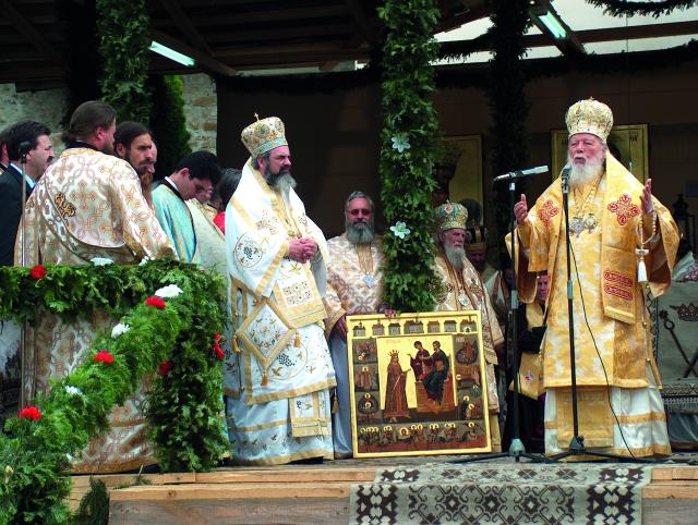 Arhim. Melchisedec Velnic: „Patriarhul Teoctist, ales de Dumnezeu pentru a fi al treilea mare ctitor al Mănăstirii Putna”