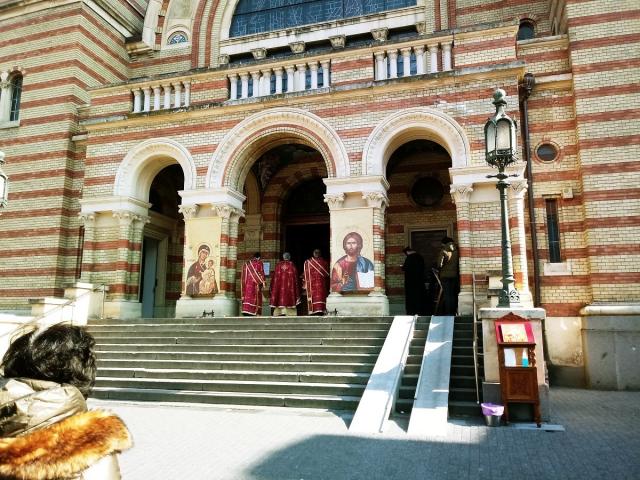 Catedrala Mitropolitană Sibiu transmite slujbele LIVE pe internet