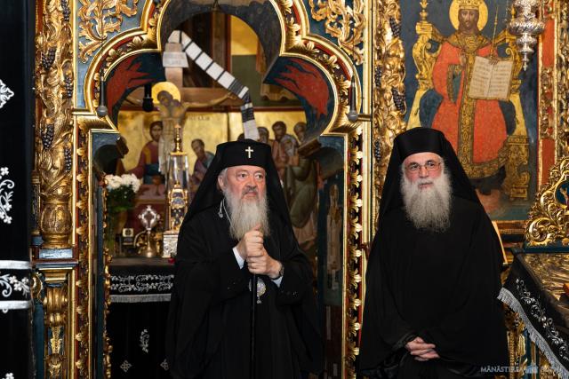 IPS Mitropolit Andrei, în vizită la Mănăstirea Putna