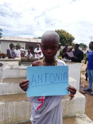 34 de persoane au primit Taina Sfântului Botez în Kidamali, Tanzania