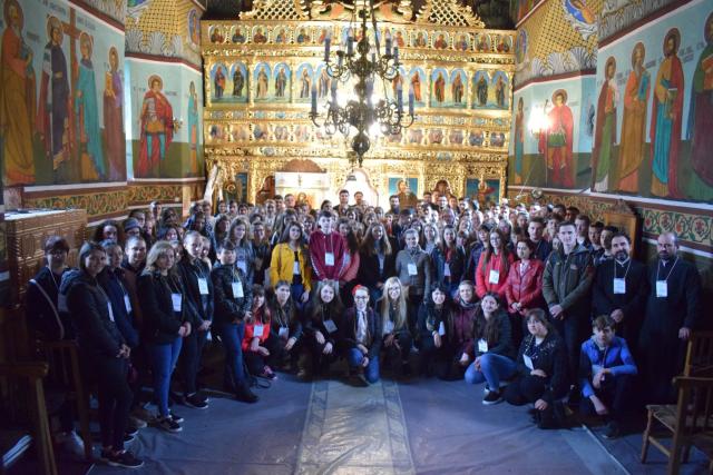 Întâlniri pentru tinerii din protopopiatele Arhiepiscopiei Iașilor și seminarii de formare pentru moderatori