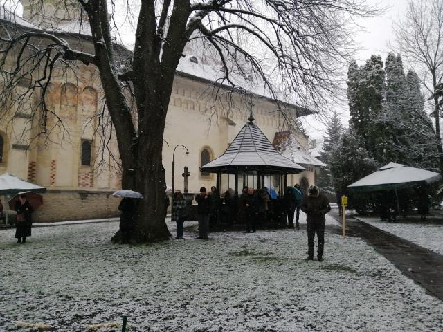 IPS Arhiepiscop Pimen: „ Strădaniile duhovnicești, necazurile de toate felurile, care sunt o cruce”