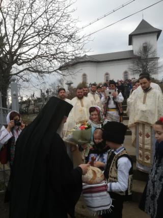 „În adâncul ființei omului există un dor după Raiul pierdut”
