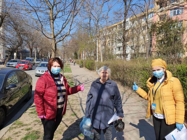 Activități caritabile și sociale pentru 28 de vârstnici din Iași