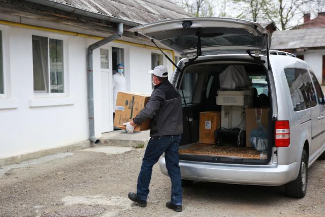 Aparatură medicală și consumabile de 20.000 de lei pentru Spitalul Orășenesc Bicaz