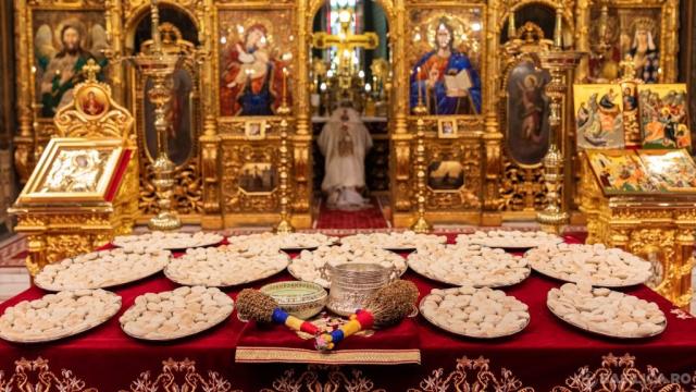 2.000 de pachete cu „Paști” binecuvântate de Patriarh vor fi distribuite în Capitală