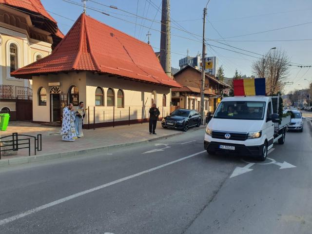 Racla cu moaștele Sfintei Cuvioase Parascheva a poposit în principalele orașe din județele Iași, Neamț și Botoșani