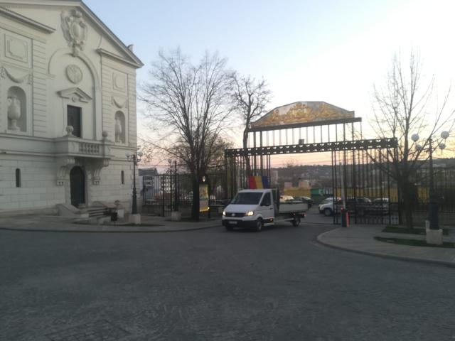Racla cu moaștele Sfintei Cuvioase Parascheva a poposit în principalele orașe din județele Iași, Neamț și Botoșani