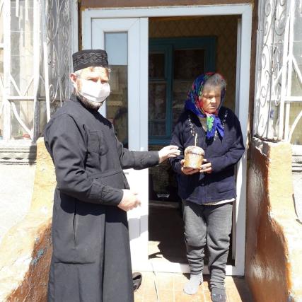Liturghie arhierească la Taraclia de Salcie