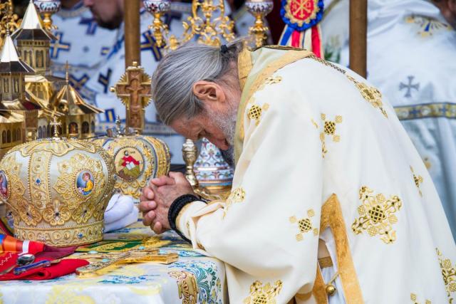 Părintele Arhiepiscop Pimen al Sucevei și Rădăuților a trecut la cele veșnice