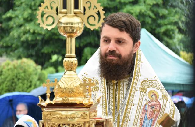 (Video) „Cine este Hristos, cine este omul?” - PS Părinte Benedict Bistrițeanul