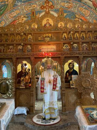 Liturghie arhierească la Mănăstirea Mălinești
