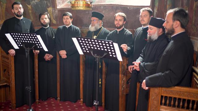(Video) Mărturisirea Purtătoarelor de miruri – Corala Diaconia