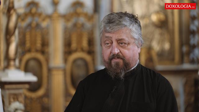 (Video) „L-am cunoscut pe părintele când a ieșit din pușcărie” – interviu cu preotul Vasile Păvăleanu despre viața și personalitatea părintelui Iustin Pârvu