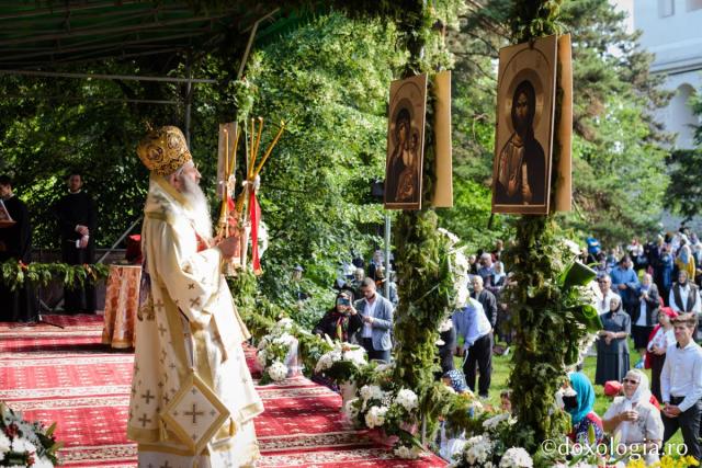 (Video) Hramul cel Mare la Mănăstirea „Sfântul Ioan cel Nou” din Suceava