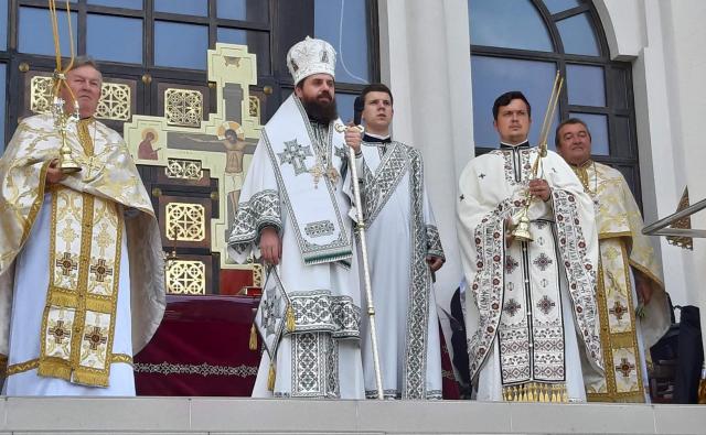 (Video) „Duhul Sfânt ne cheamă la o viață nouă” – PS Benedict Bistrițeanul
