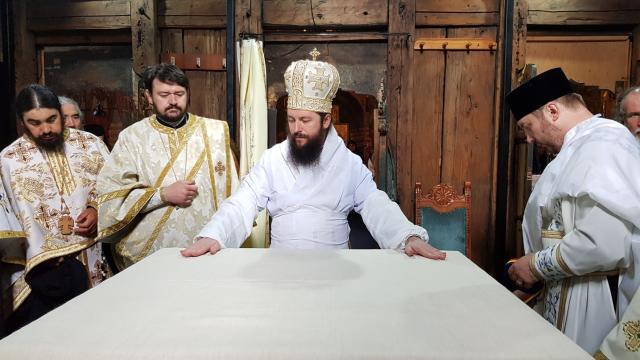 PS Părinte Damaschin, la resfințirea bisericii Mănăstirii Humor: „Răspuns bun de la Dumnezeu să primească toți ctitorii”
