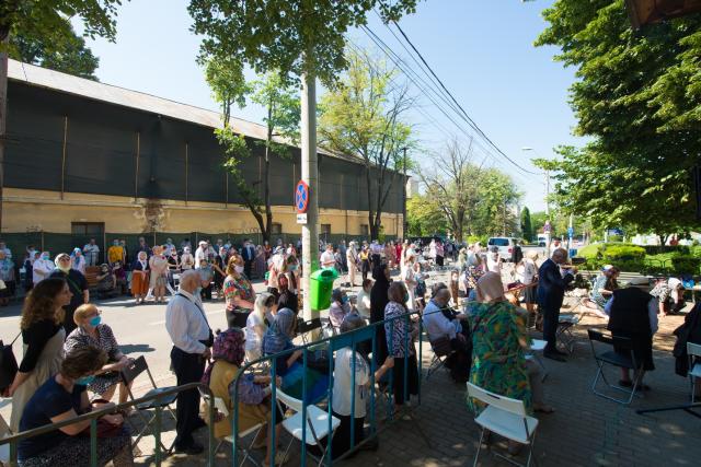 Biserica unde a slujit diaconul și scriitorul Ion Creangă a fost resfințită