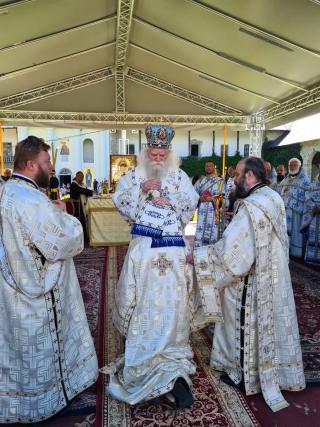 Sărbătoarea icoanei Maicii Domnului „Îndrumătoarea” de la Mănăstirea Neamț