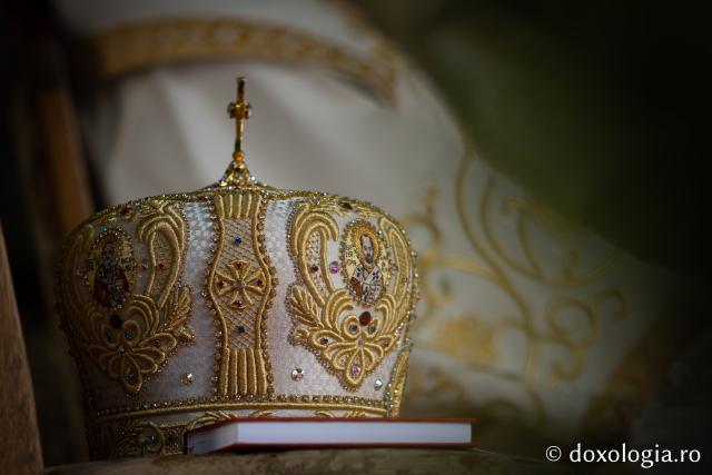 Zi mare în Bucovina lui Ștefan: IPS Calinic, noul întâistătător al Arhiepiscopiei Sucevei și Rădăuților, a fost întronizat