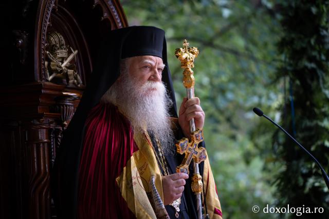 Zi mare în Bucovina lui Ștefan: IPS Calinic, noul întâistătător al Arhiepiscopiei Sucevei și Rădăuților, a fost întronizat