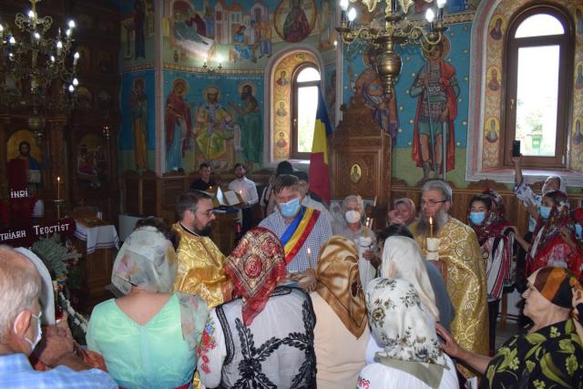 Patriarhul Teoctist Arăpașu, pomenit la Victoria și la Tocileni