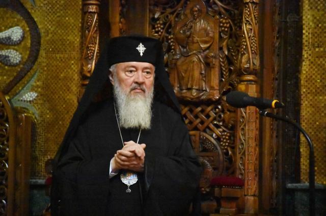 (Video) Cuvânt la depunerea jurământului de credință al absolvenților Facultății de Teologie Ortodoxă din Cluj-Napoca – IPS Andrei