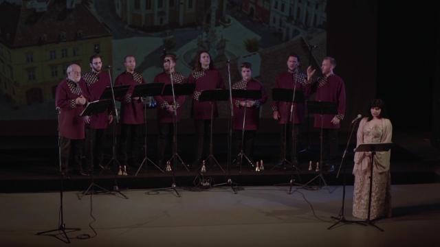 (Video) Kimenék én ajtóm eleibe – Cântec de leagăn pentru Crăciun
