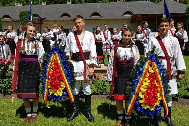 Hram la Mănăstirea Putna: „Glasul măritului Voievod Ștefan a fost auzit, ascultat, iubit, temut și urmat”