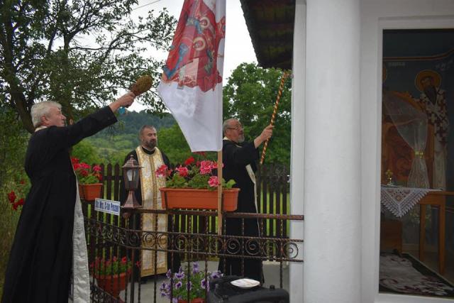 O nouă troiță în Parohia „Buna Vestire” - Mănăstirea Cașin