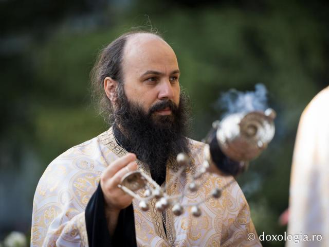 (Audio) Arhim. Hrisostom Rădășanu – Cuvânt la slujba de priveghere în cinstea Sfântului Cuvios Ioan Iacob de la Neamț