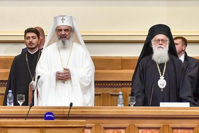 Arhiepiscopul Albaniei mulţumeşte Patriarhului României pentru sprijinul oferit după cutremurul din 2019