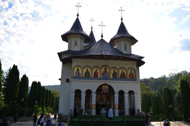 Cinstirea Sfintei Teodora la Mănăstirea Sihăstria: „Mângâierea vine din Euharistie, mângâierea vine din Scripturi, mângâierea vine din familie”