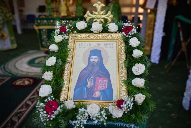 Sfântul Ioan Iacob Hozevitul, sărbătorit la el acasă: „A parcurs în puțini ani trepte de înălțare și adâncime duhovnicească, cum rar se întâmplă în viața noastră”