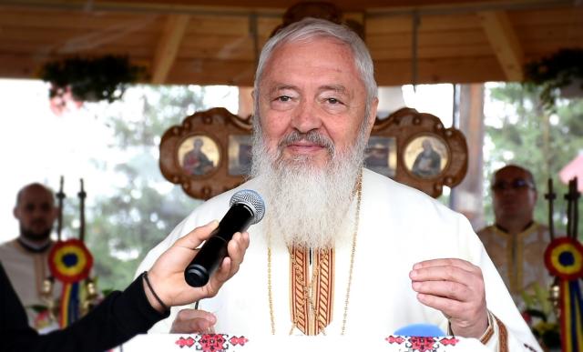 (Video) „Să imităm credința Sfinților Martiri Brâncoveni” – IPS Andrei