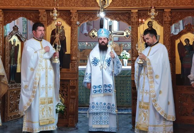 (Video) „Credința ca invitație la viață” – PS Benedict Bistrițeanul
