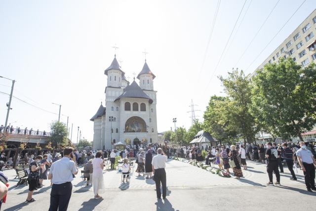 IPS Mitropolit Teofan: „Sub egida mărturisirii că Hristos a înviat, știm că Ilie Gabriel nu a murit, ci doarme”