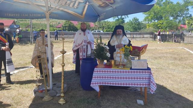 Binecuvântări arhiereşti în Episcopia Huşilor