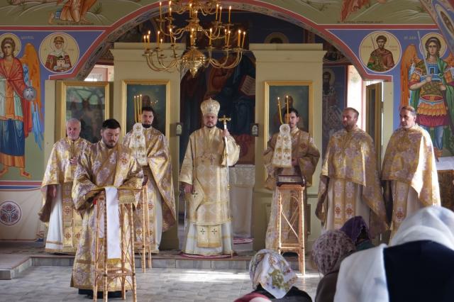 Biserica din Badicul Moldovenesc, târnosită de PS Veniamin