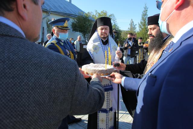 Cimitirul de onoare al ostașilor români din Mana-Orhei, sfinţit de PS Veniamin