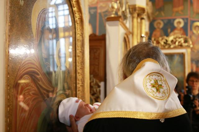 „Marea lucrare a lui Dumnezeu a fost că toți acești cinci copii au fost născuți prin cezariană”