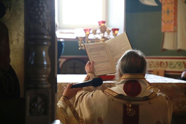 Biserica din Bețești, veche de 200 de ani, a fost resfințită de Mitropolitul Moldovei și Bucovinei