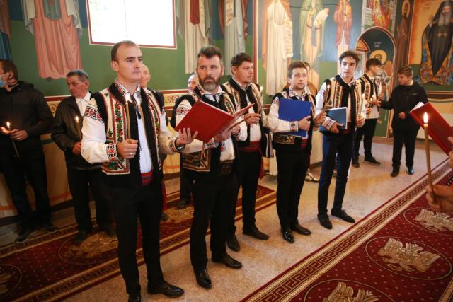 Biserica din Bețești, veche de 200 de ani, a fost resfințită de Mitropolitul Moldovei și Bucovinei